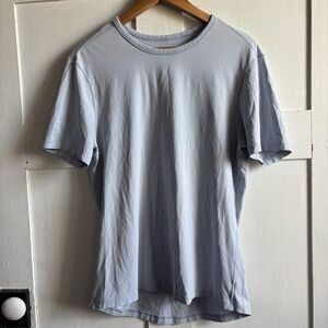 Lululemon T-Shirt